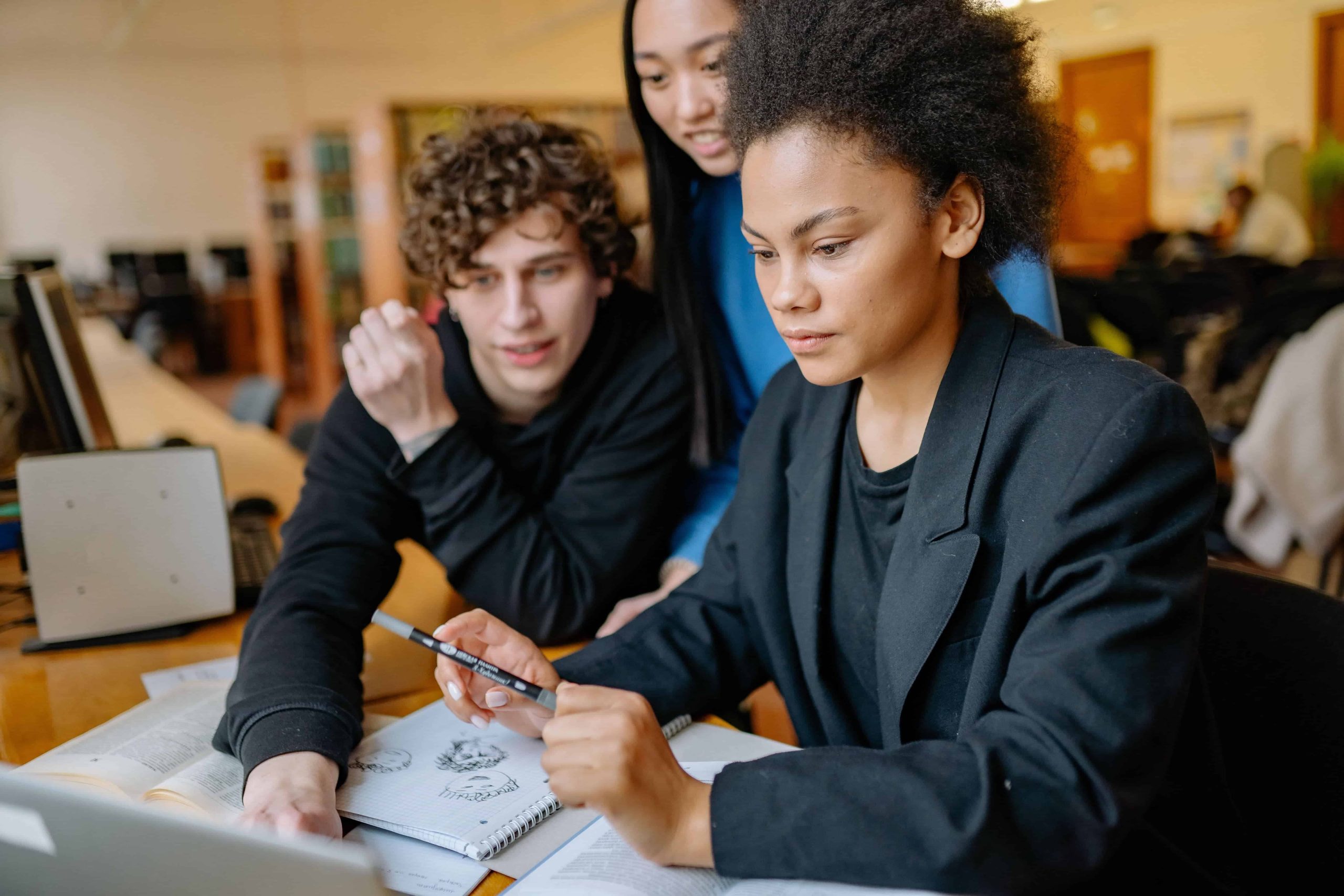 <span> A professional platform connecting students, qualified professionals, continuous and certified member, tutor and institutions </span>